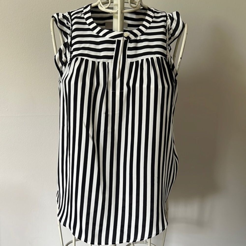 Loft stripped top‎